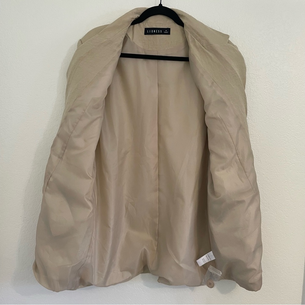 LIONESS Revolve Women's Tan Linen Blend Oversized Blazer Size M - Picture 3 of 8